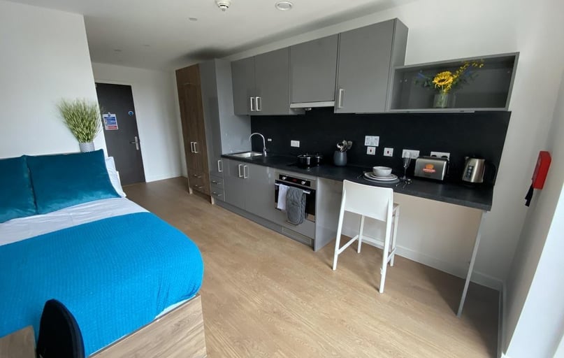 The Oaks, Westwood heath, Warwick - Image 1